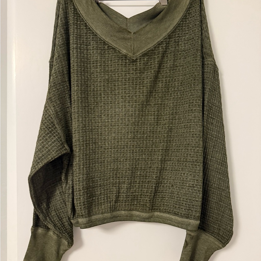 We The Free Green V-Neck Sweater Cozy Knit